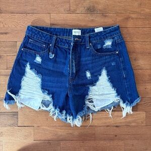 Special A women’s shorts size M.